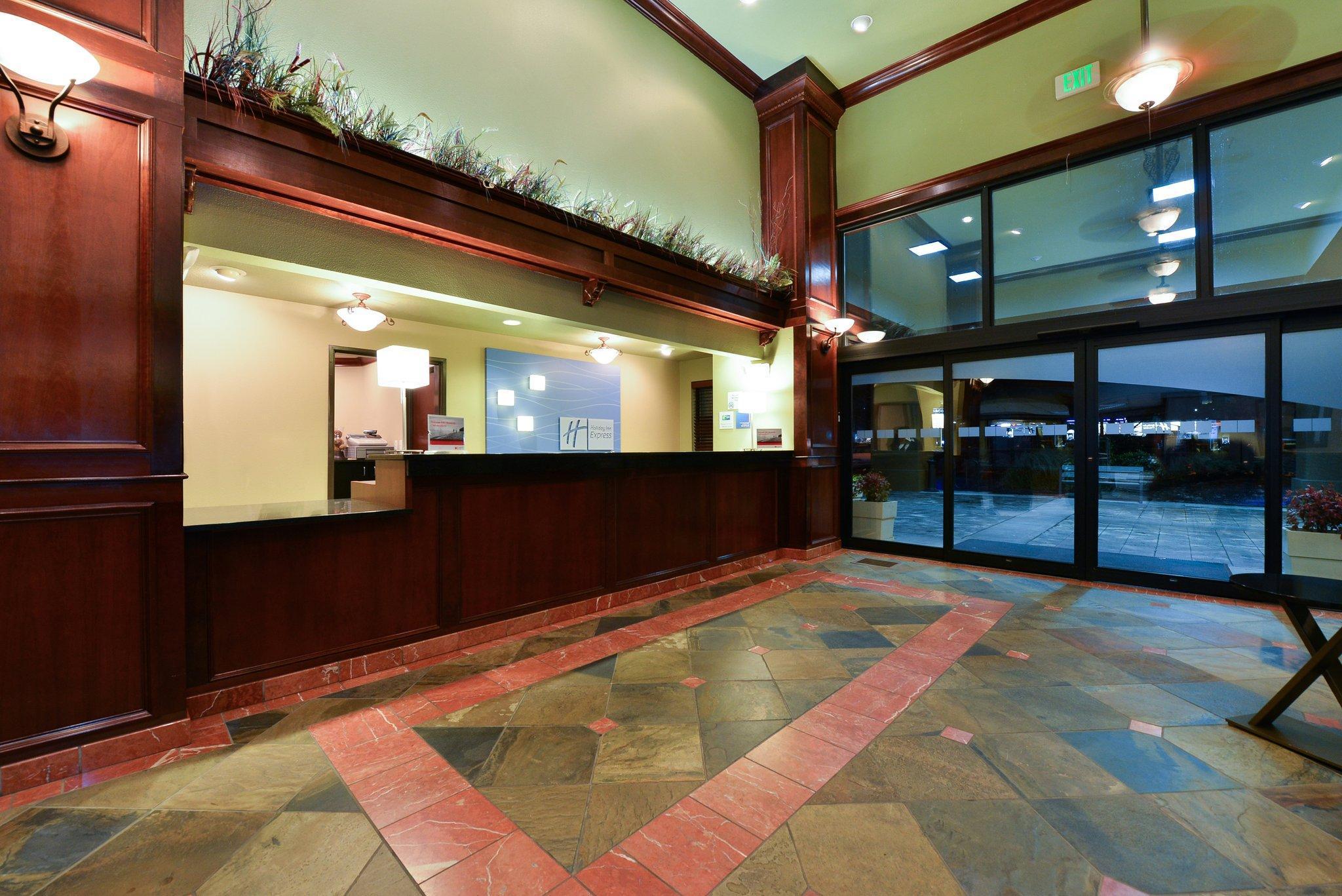 Holiday Inn Express Portland Se - Clackamas Area, An Ihg Hotel Gladstone Extérieur photo